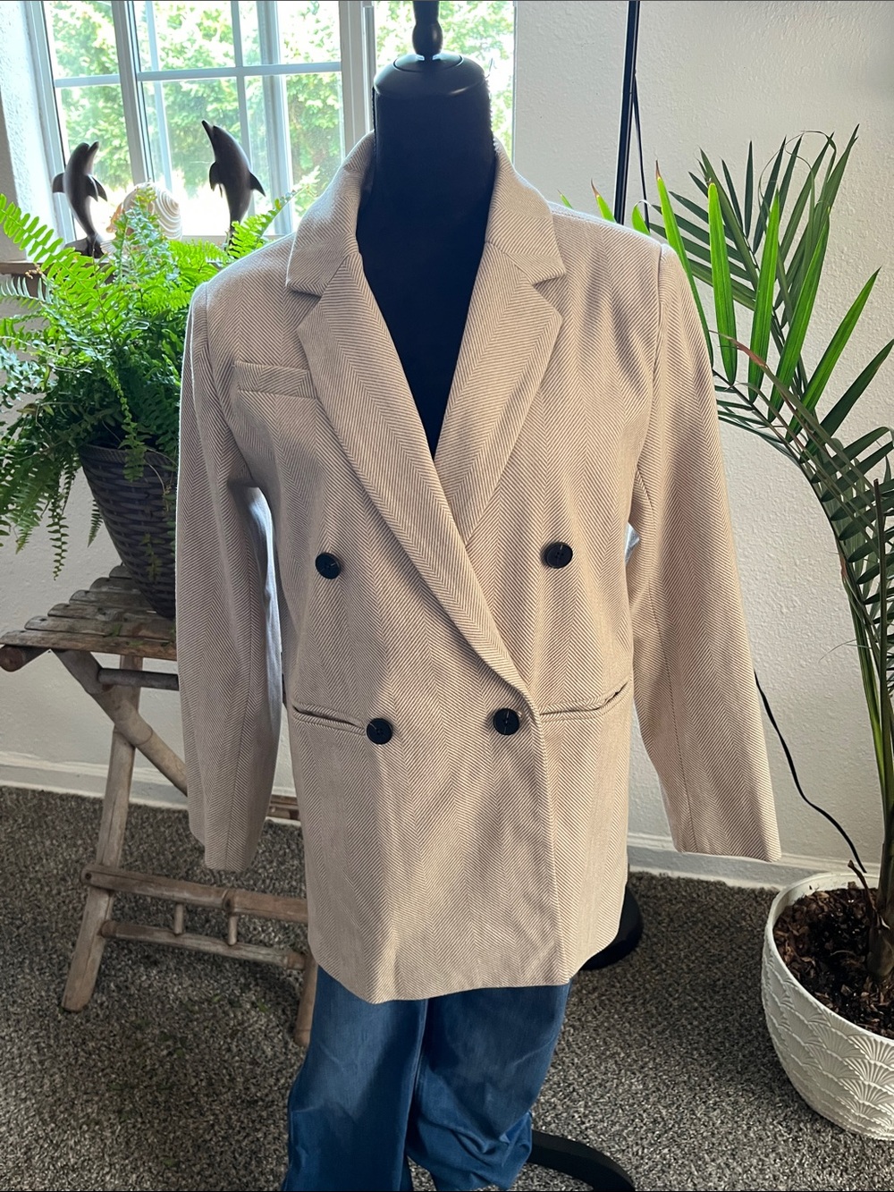 Double-Breasted Women's Blazer Jacket in Light Beige